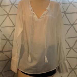 Long sleeve knit top